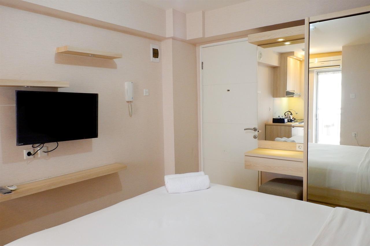 Cozy At Bassura Near To Bassura Mall By Travelio * Jakarta